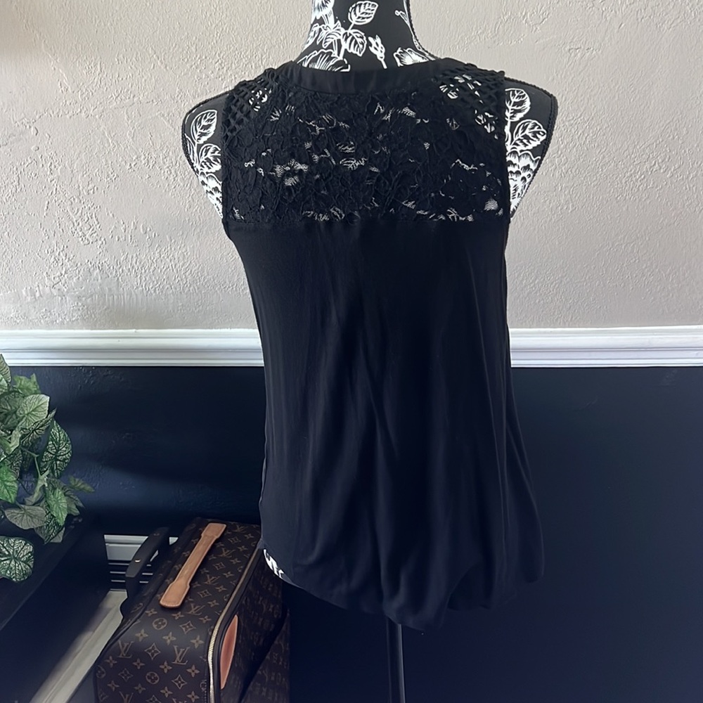 Express Small Black Top - image 4